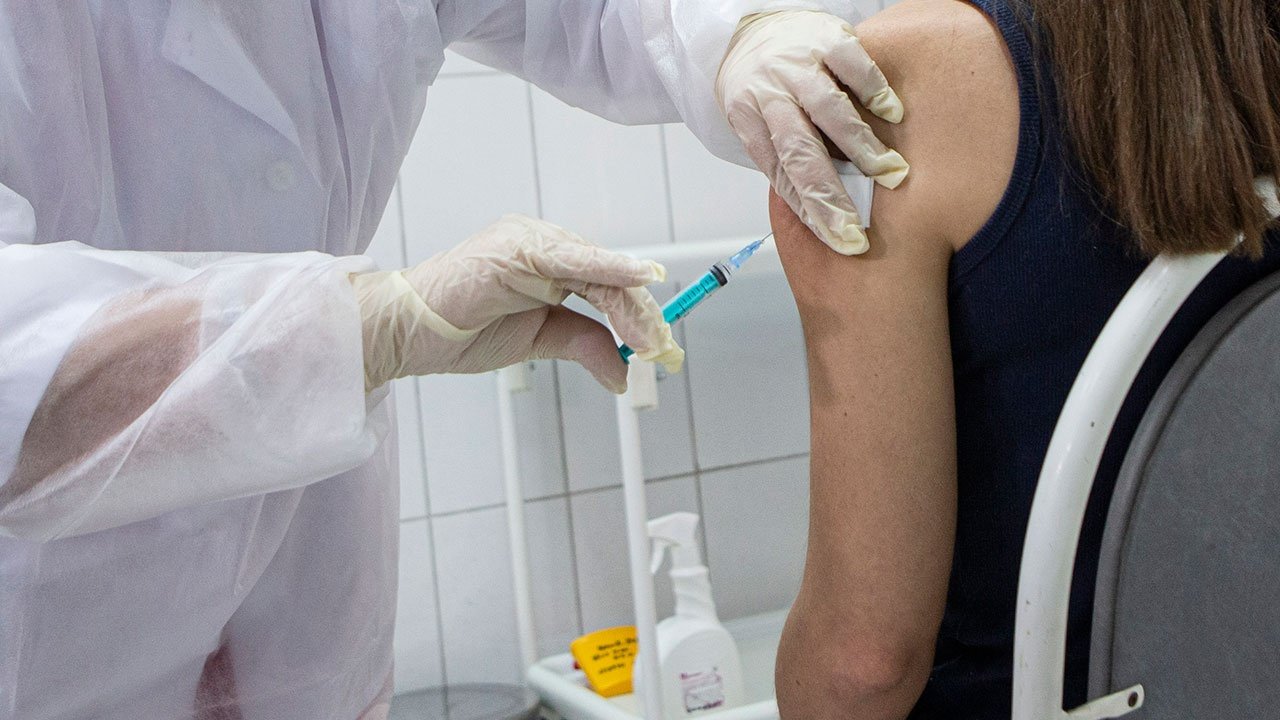 Темпы вакцинации растут: привили 40 тысяч украинцев