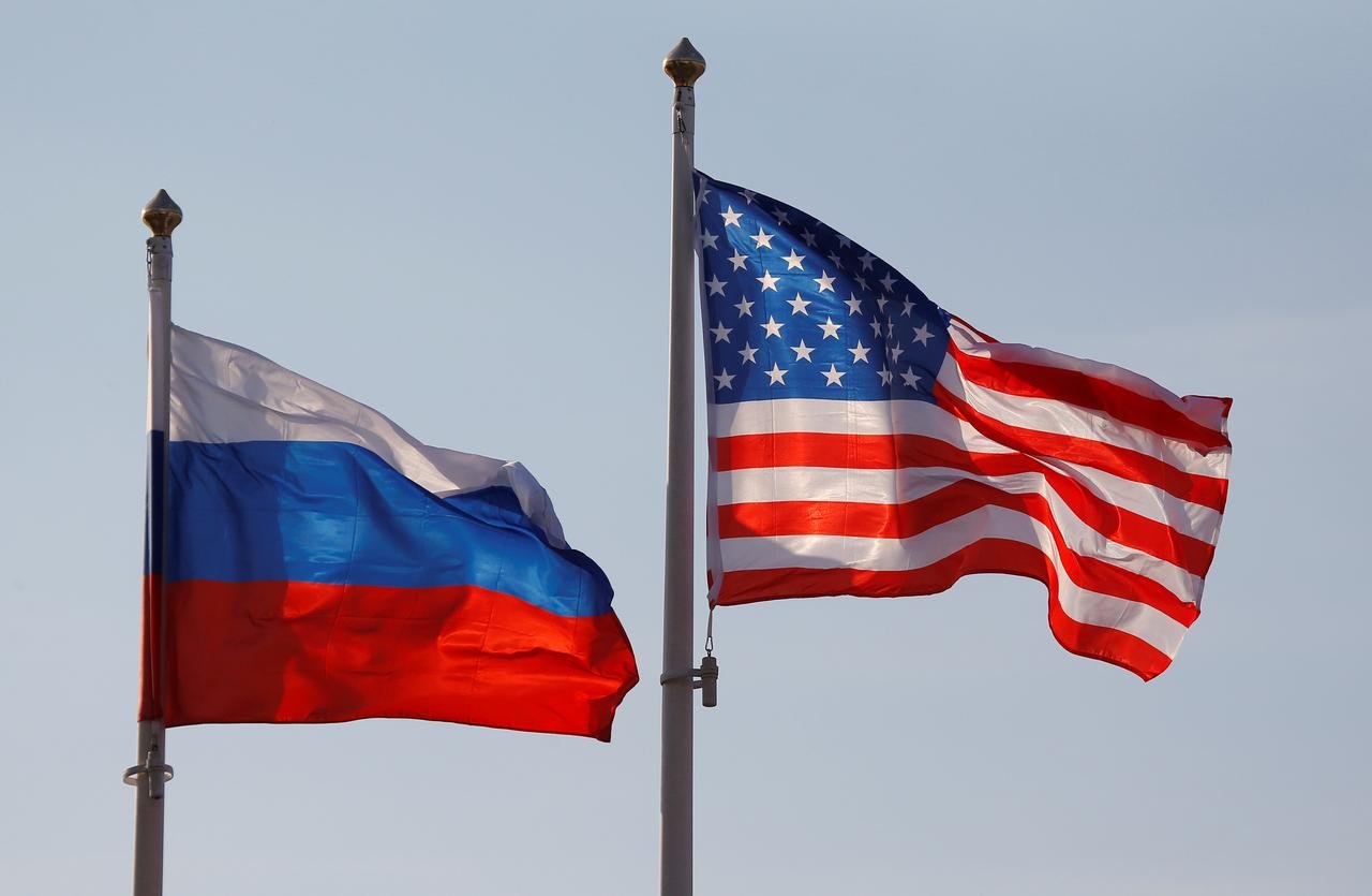 США рассторгло военное сотрудничество с Россией