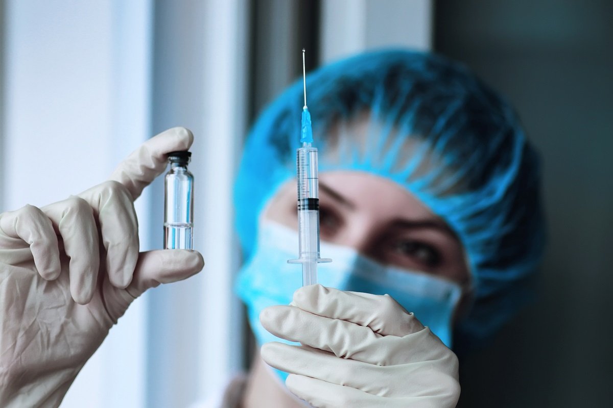 Украина начала второй этап вакцинации