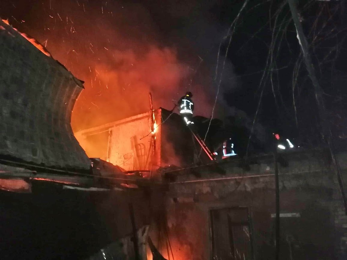 Пожар в жилых домах: Как прошла ночь в Одессе