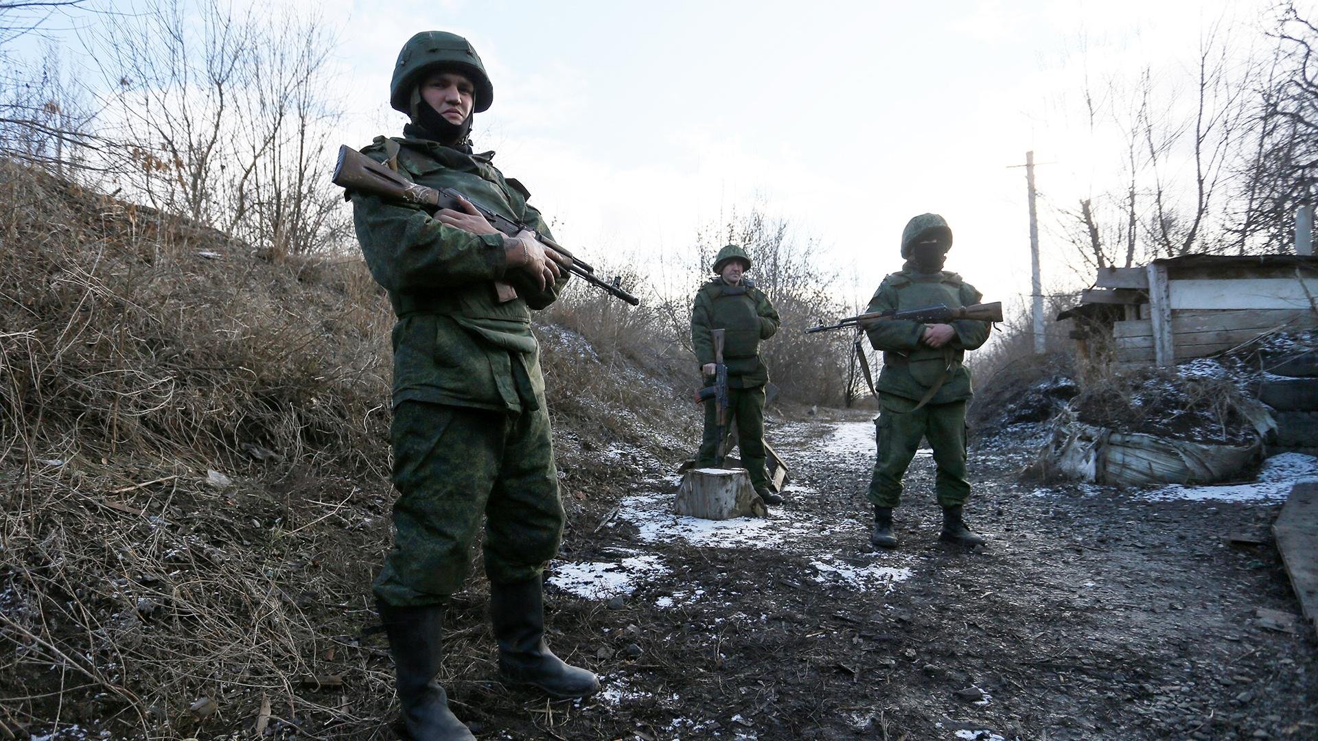 Перемещение Российских войск на границе Украины: Берлин и Париж обеспокоены