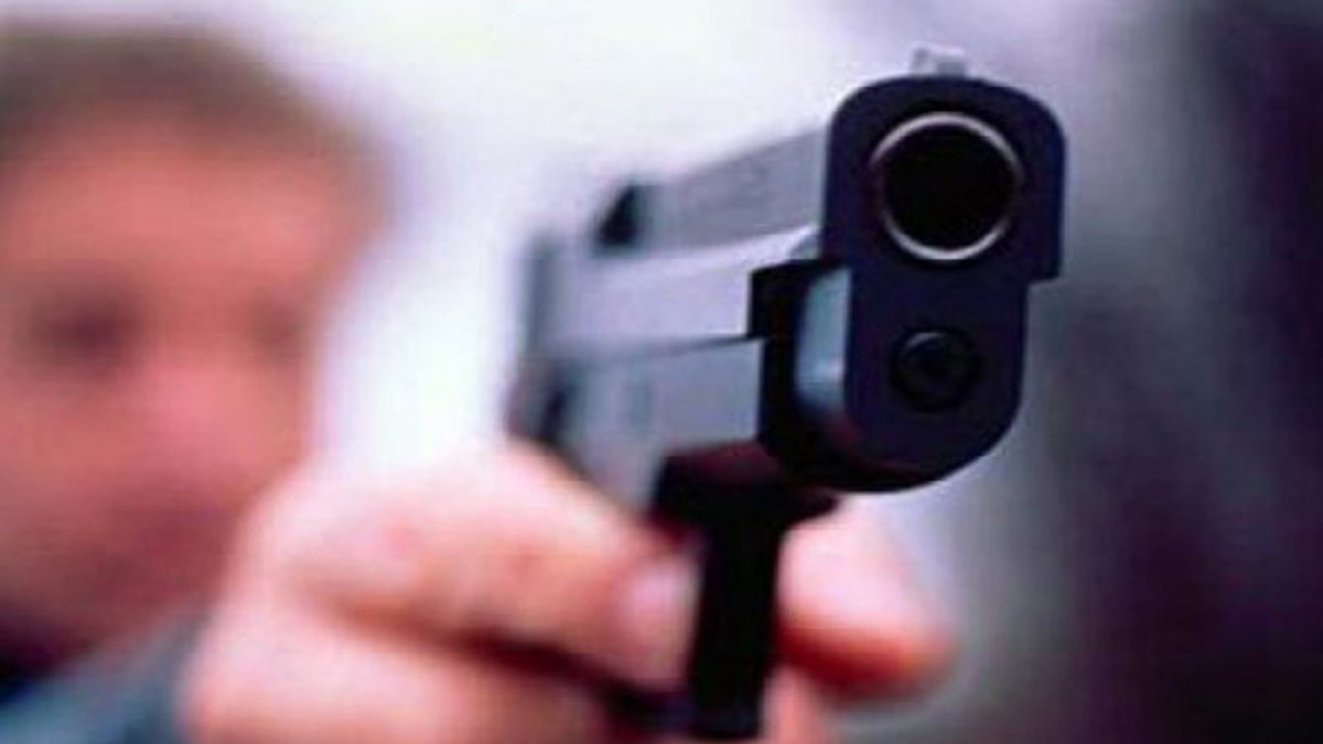 В Запорожской области парень выстрелил себе в рот из газового пистолета