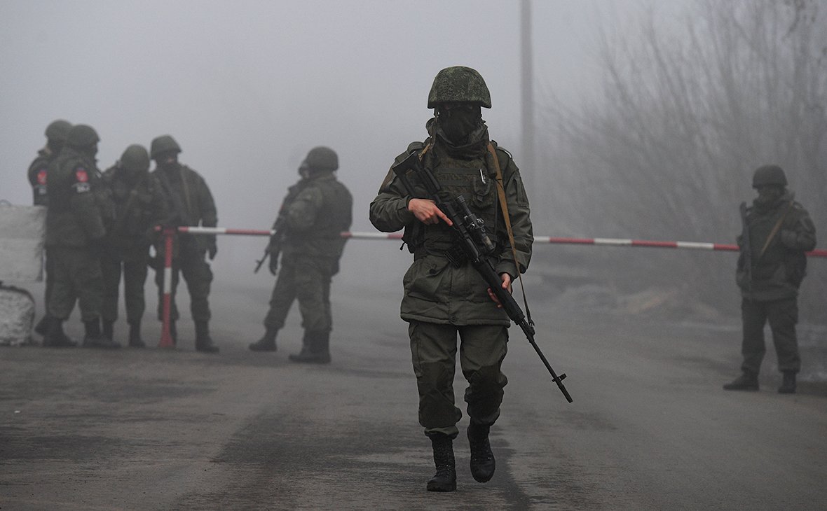 На Донбассе погиб украинский солдат, ещё трое ранено