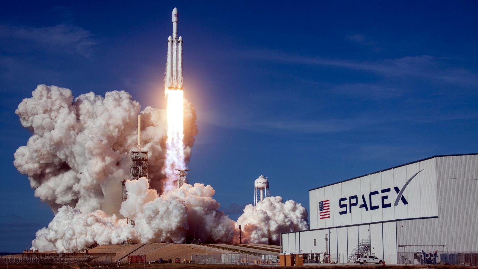 SpaceX впервые провела успешный запуск космического корабля Starship. ВИДЕО