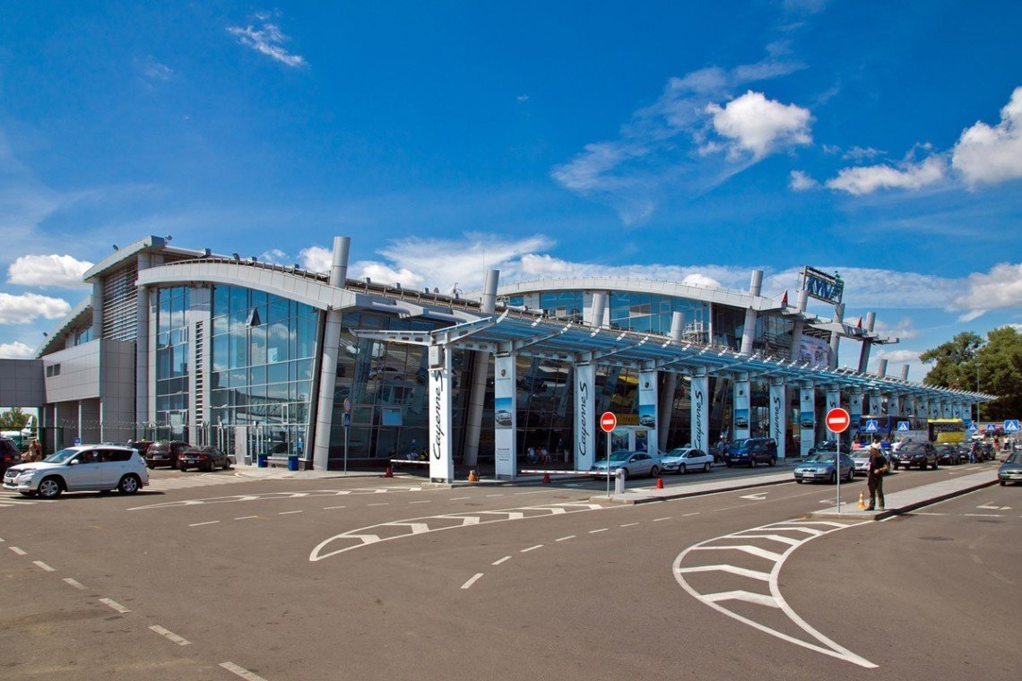 Аэропорт «Киев» в Жулянах закроют на восемь месяцев