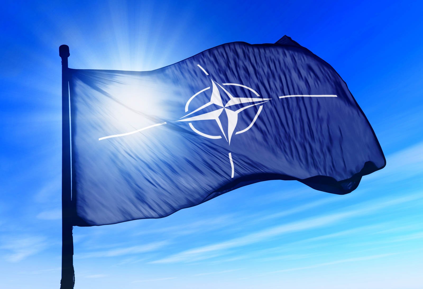 НАТО сообщили, что будут продолжать давить на Россию