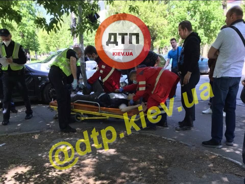 ДТП в Киеве: водитель сбил пешехода
