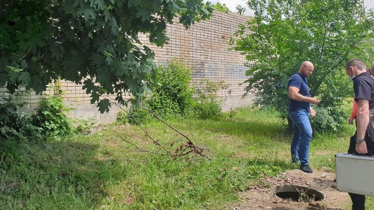 На Днепропетровщине  задержали мужчину, который убил 8-летнего мальчика и бросил его тело в коллектор