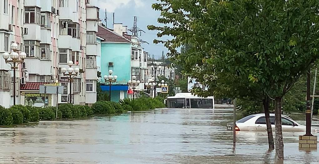 В Ялте из-за потопа погиб человек