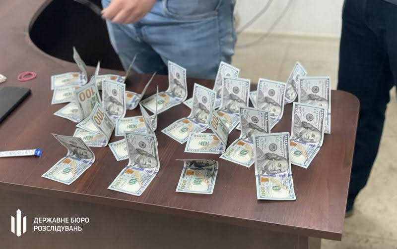 В Одесской области судья попался на горячем: требовал 6000 долларов взятки. ФОТО