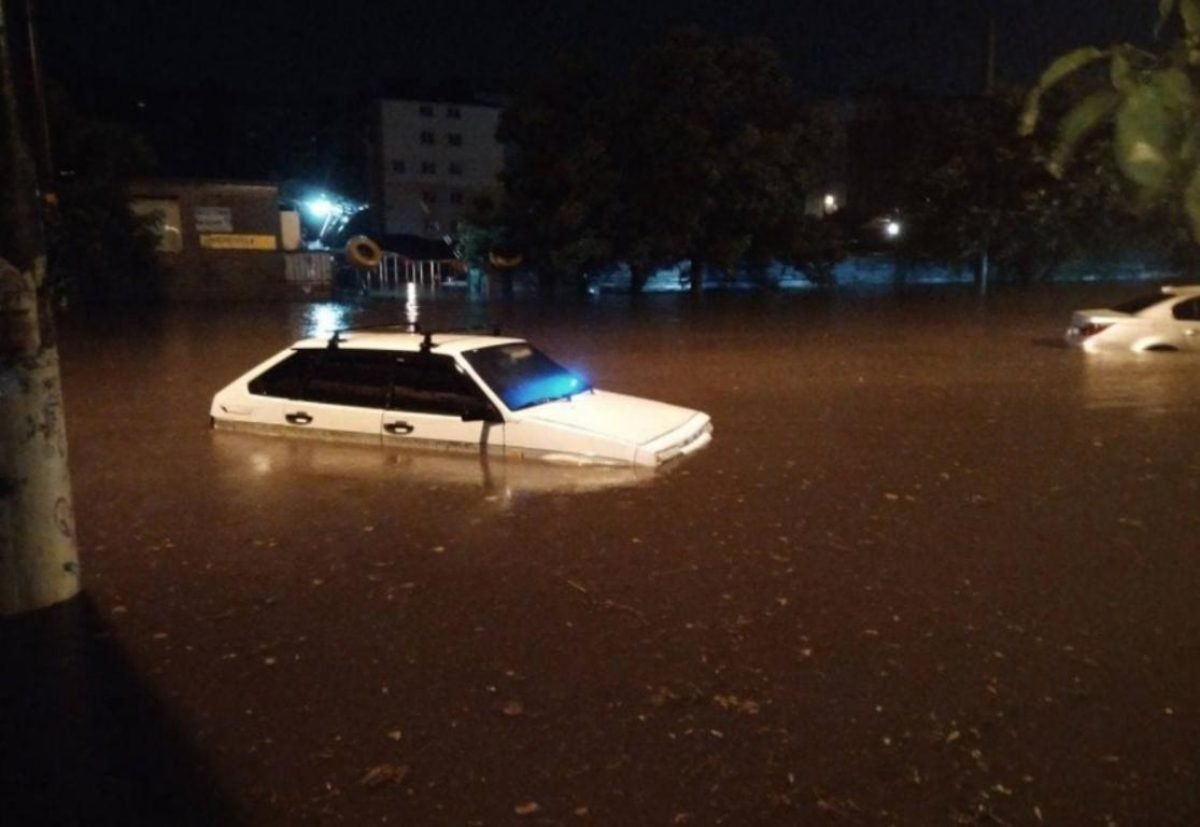 Потоп в Одессе: город накрыл ливень. ВИДЕО