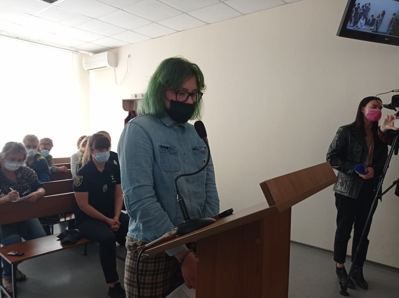 Суд арестовал полтавскую лучницу, из-за которой пострадали двое учителей