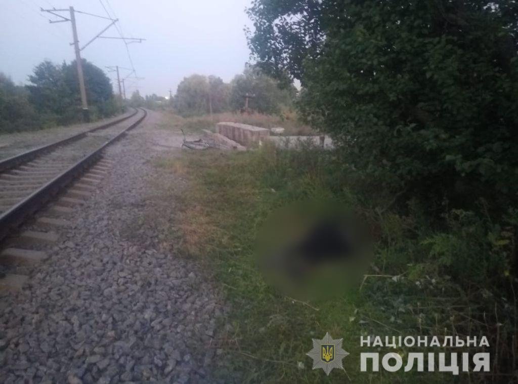 Смертельная трагедия на Харьковщине: поезд сбил подростка. ФОТО