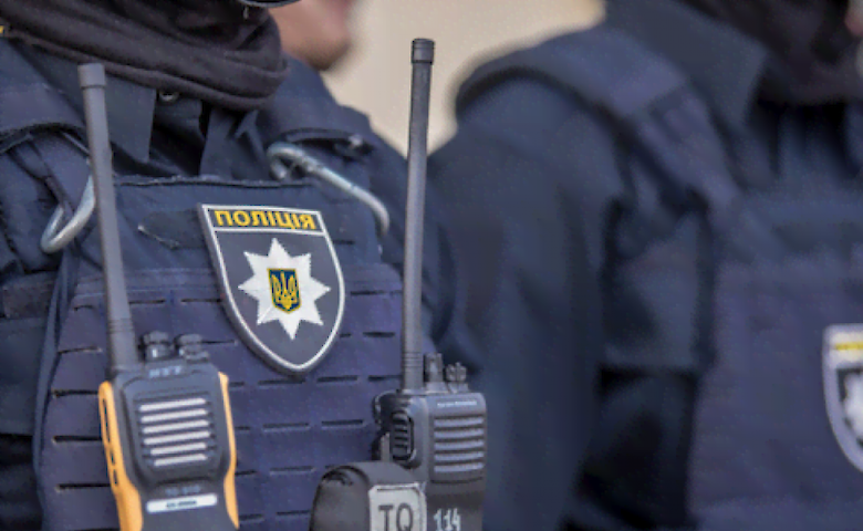 На Харьковщине мужчина ограбил девушку: ему грозит до семи лет тюрьмы