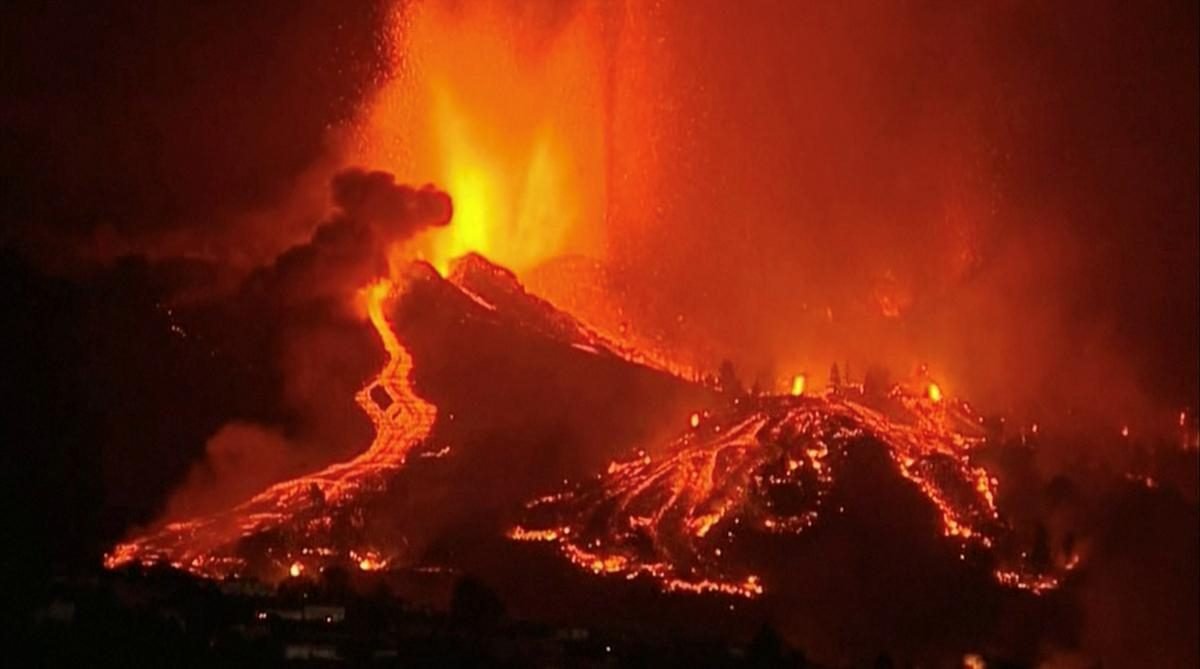 Извержение вулкана на Канарских островах: эвакуировали пять тысяч человек. ВИДЕО