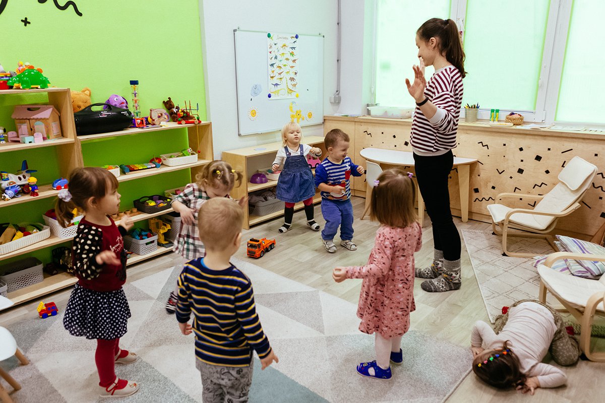 Черновицкие педагоги готовятся к переходу на полную автономию учебных заведений, — Пецей