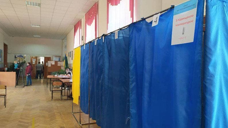 Нарушения на избирательных участках: как прошли выборы в Харькове. ВИДЕО