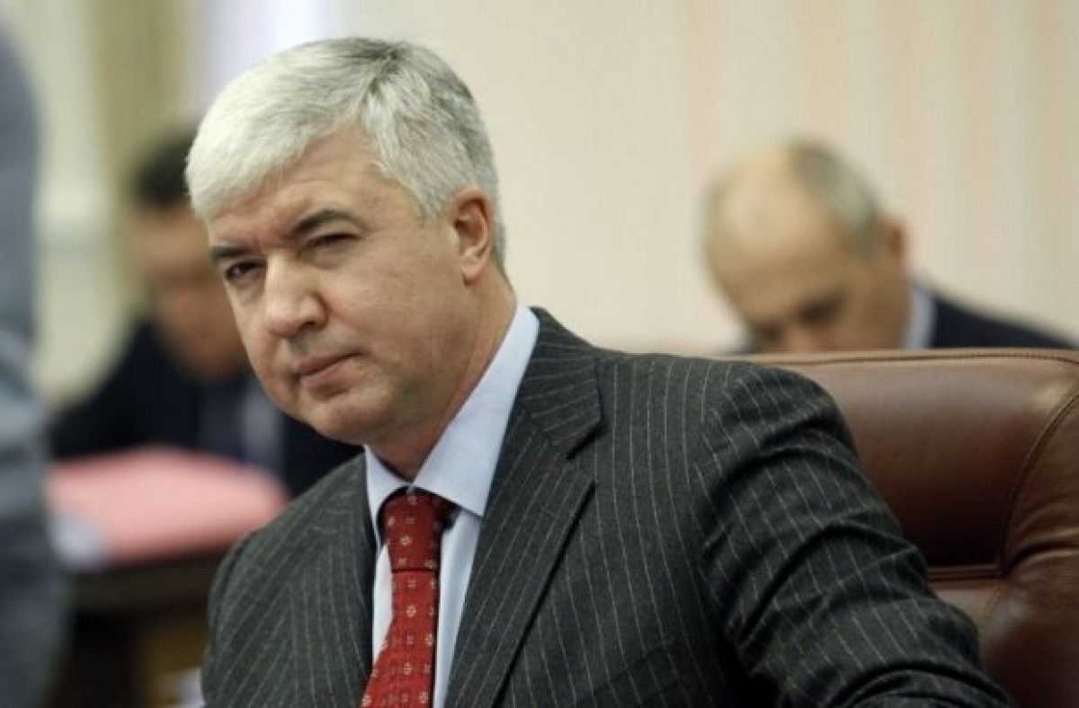 Экс-министра обороны Дмитрия Саламатина арестовали заочно