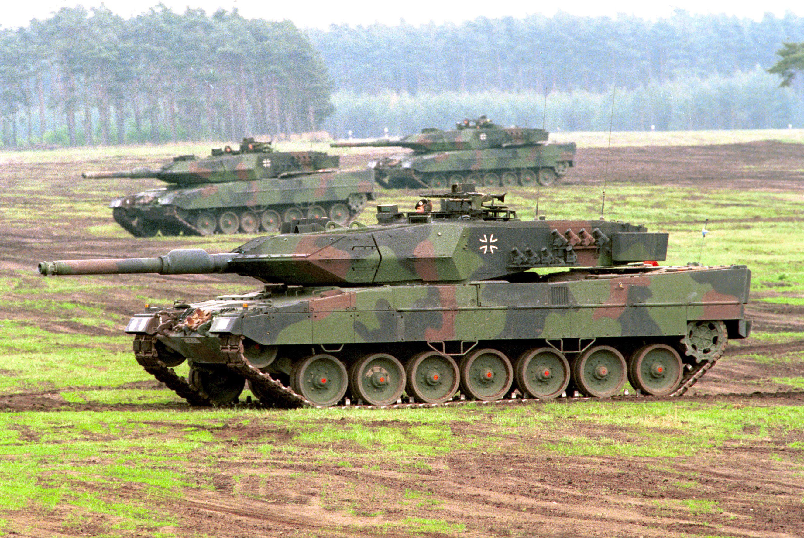 Польща просить у Німеччини «Леопарди» в обмін на танки для України. Берлін поки не вирішив - Defence24