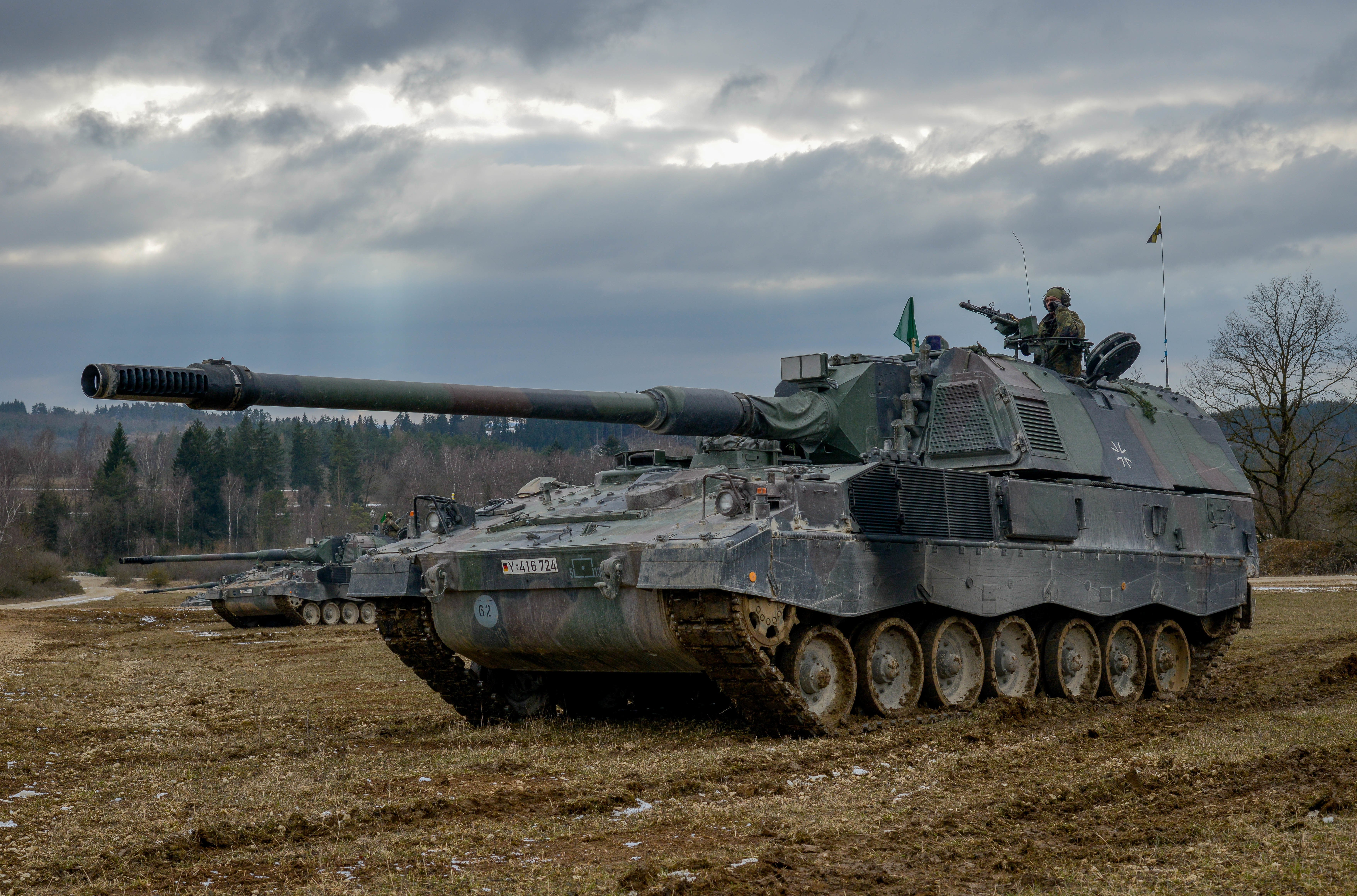 Німеччина вирішила надати Україні самохідні гаубиці Panzerhaubitze 2000, - Die Welt