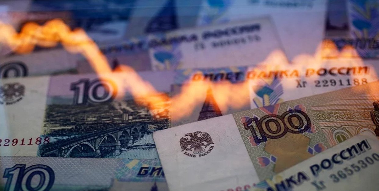 російська економіка «очевидно в рецесії» і стикається з інфляцією в 20%, -  міністр фінансів США