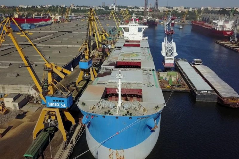 ООН: мільйони можуть померти, якщо не розблокувати українські порти, - CNN