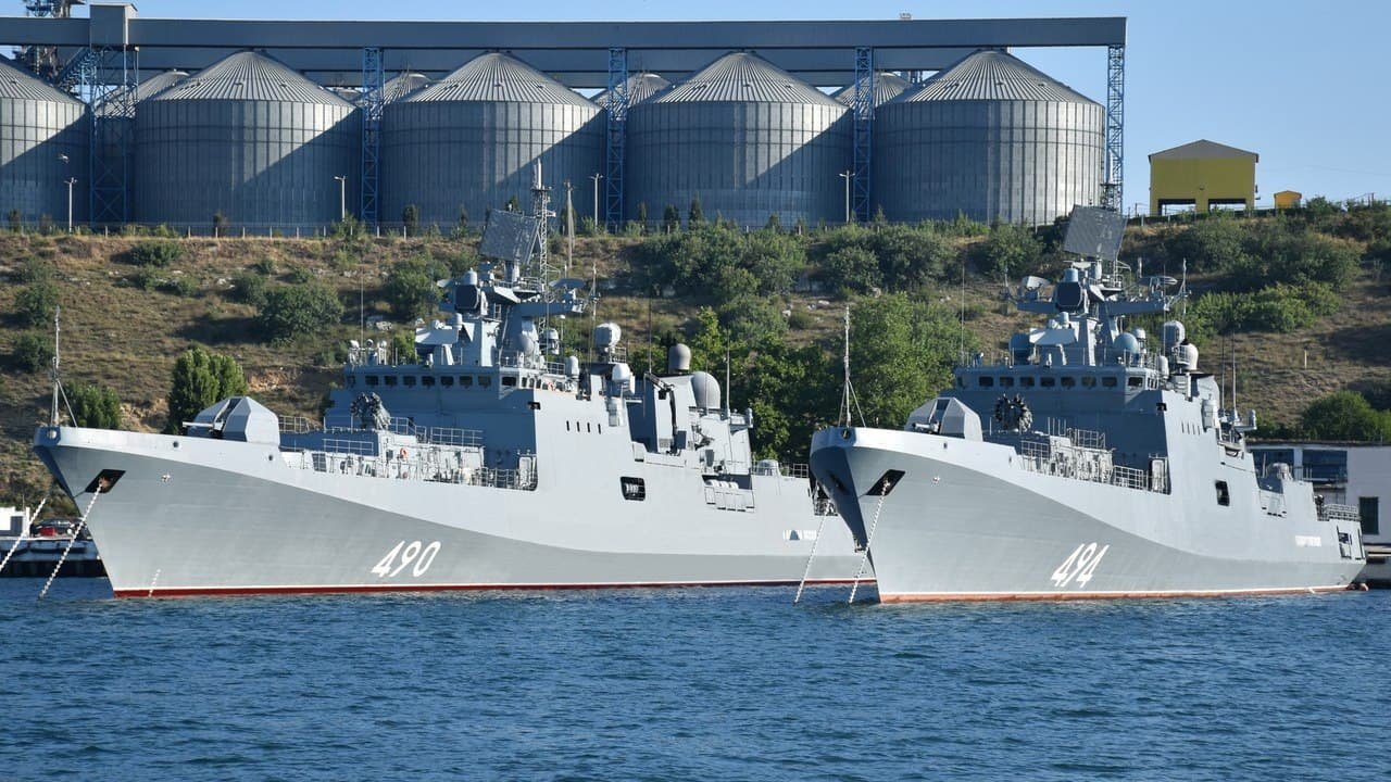 росія надсилає військові кораблі у напрямку Одеси - la Repubblica