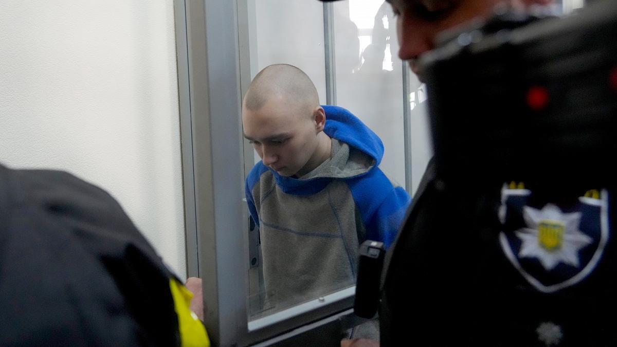 Першого російського окупанта засудили до довічного ув'язнення за вбивство мирного українця