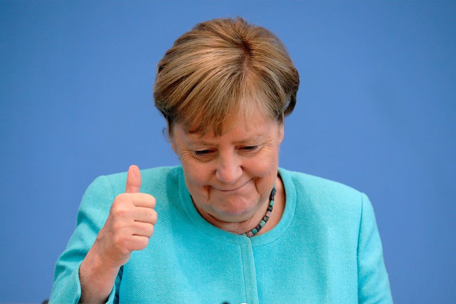 Меркель «прокинулась» і нарешті висловила солідарність з Україною у війні з рф, - Reuters