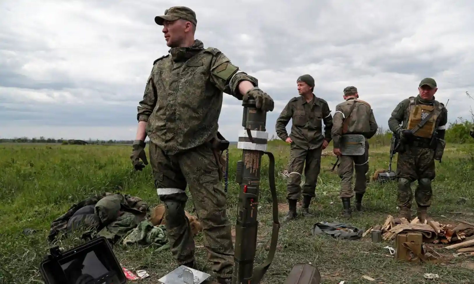 Виснажені російські бійці скаржаться на ситуацію на сході України - Guardian
