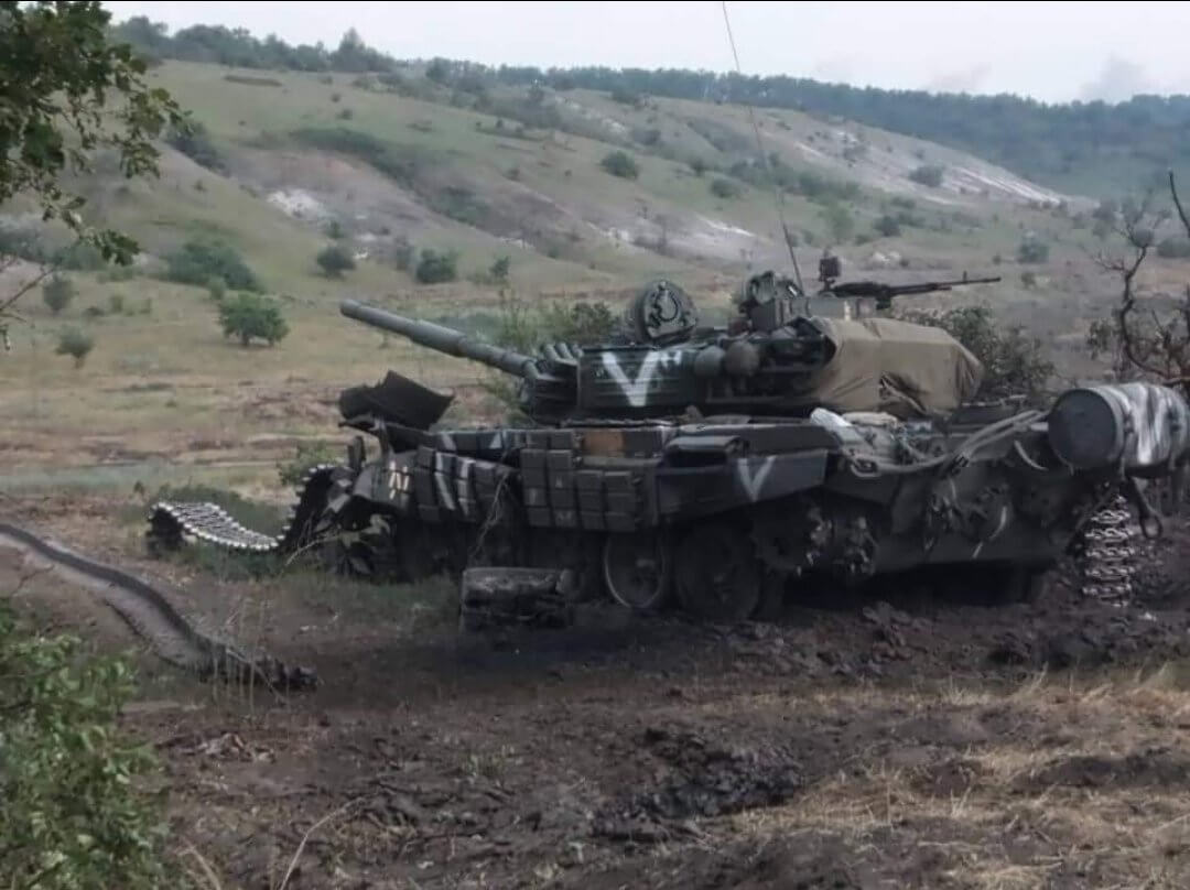 Десантники знищили 5 російських танків та взяли полонених. ФОТО