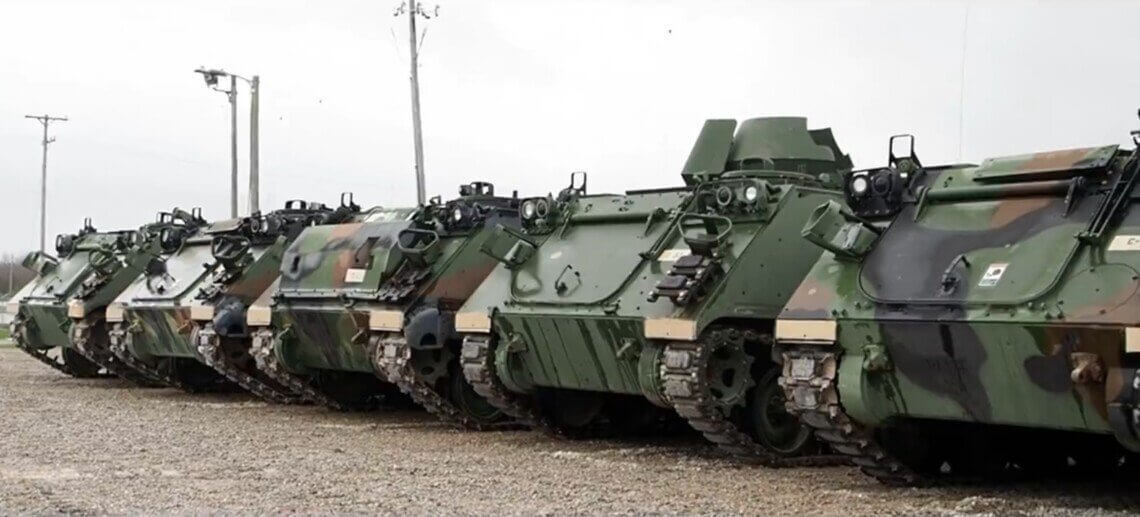 Іспанія передасть Україні 10 танків Leopard та 20 БТР M113