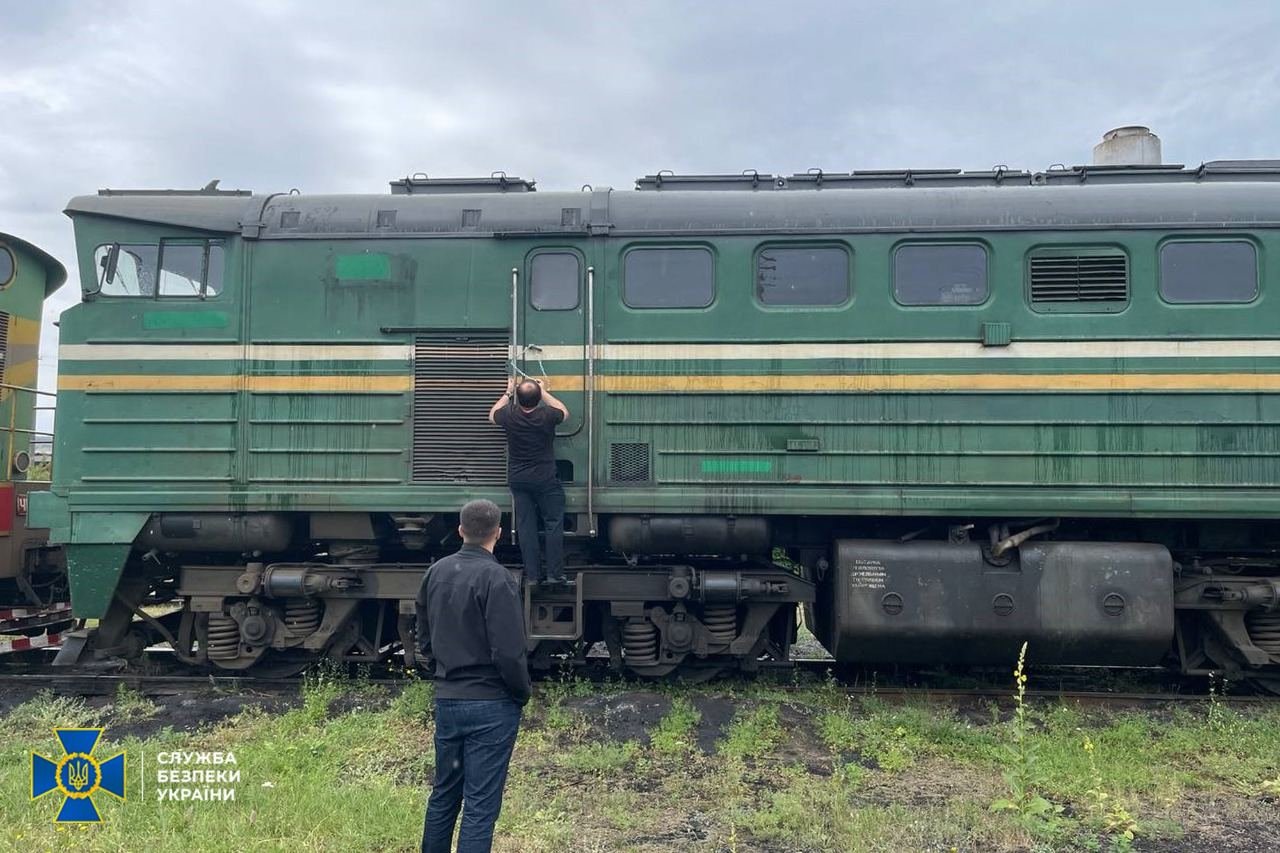 Прокуратура заарештувала білоруські локомотиви, які перевозили російських солдатів та техніку до кордонів України