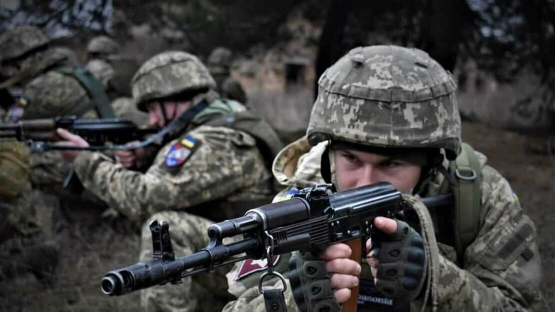 Українські воїни відбили штурм окупантів у напрямку Лисичанського НПЗ