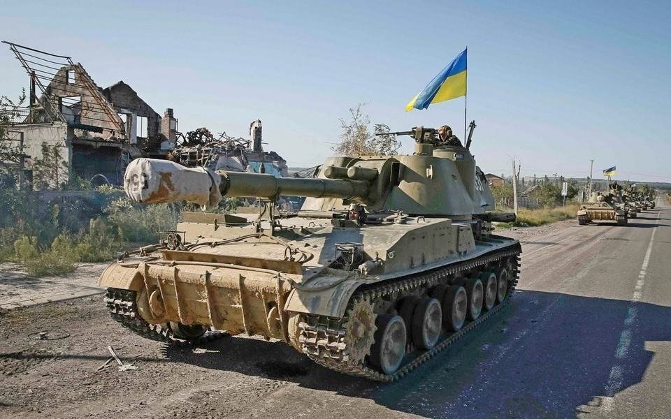 Українські артилеристи показали як працюють «Акації». ВІДЕО