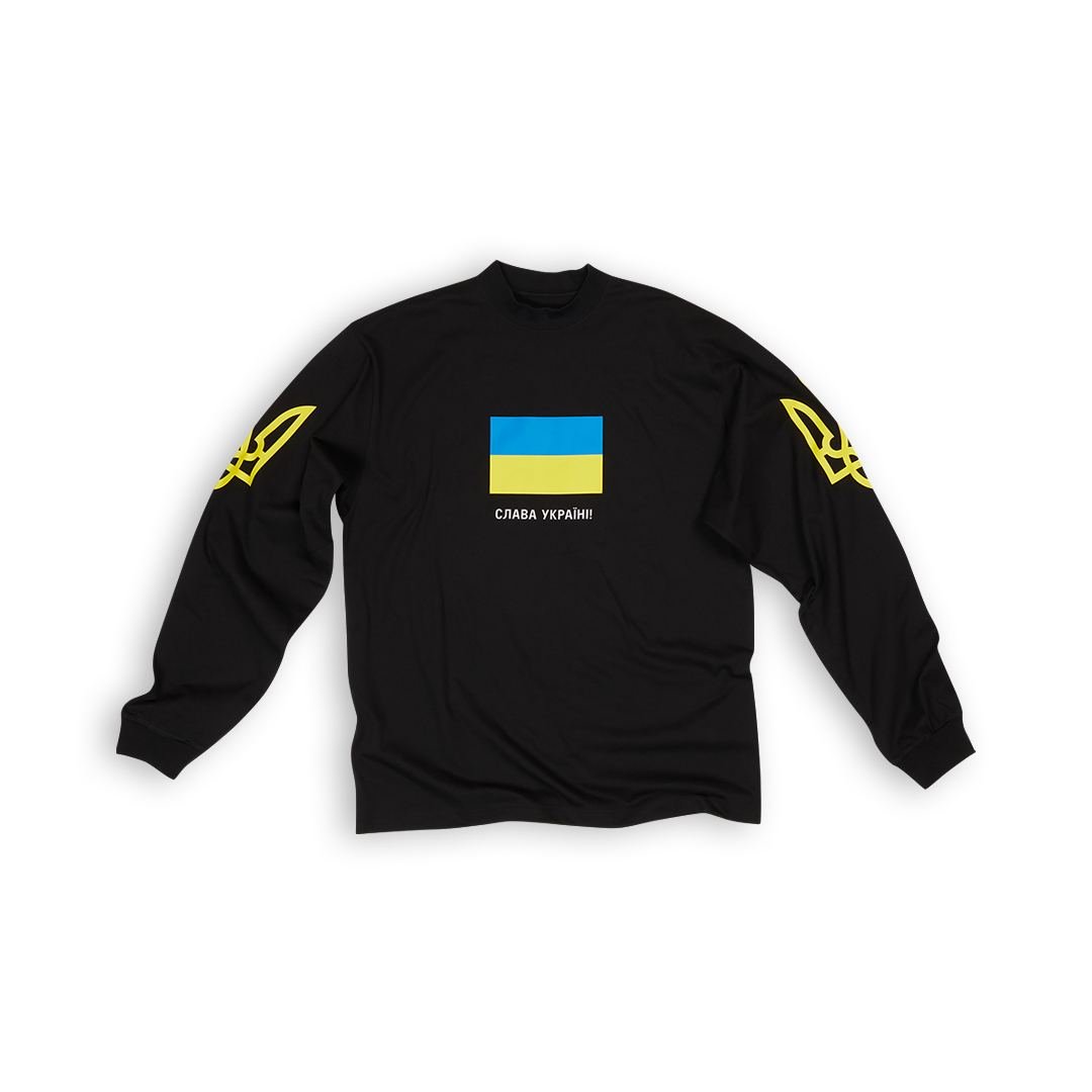 Balenciaga створила спеціальні світшоти на підтримку України, дохід з яких піде на відбудову країни – Зеленський