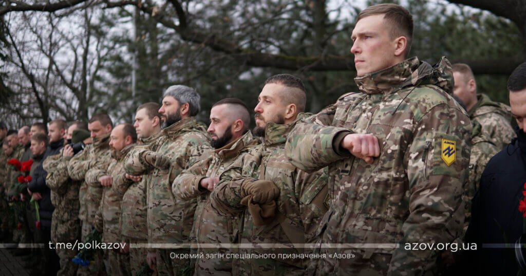 Полк «Азов» оголосив полювання на кожного окупанта, хто причетний до вбивства «азовців» в Оленівці