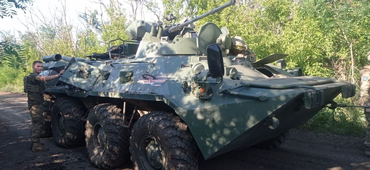 Бійці бригади імені «Холодного Яру» знешкодили парадний російський танк та БТР