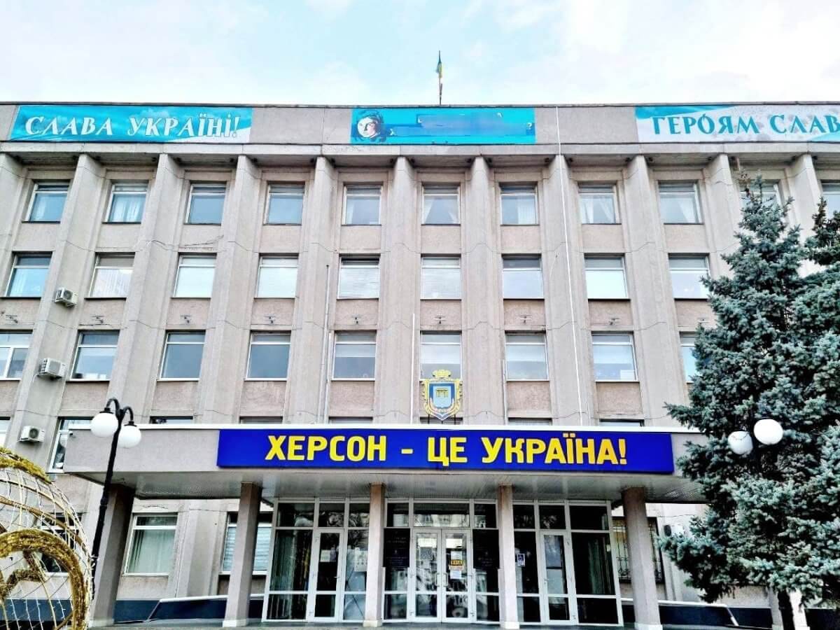 Українці відмовляються отримувати паспорти окупантів у Херсонській та Запорізькій областях