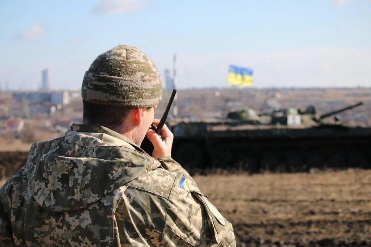 Подоляк: «Щоб не відбулась заморозка війни і країна не перетворилась у «нову КНДР» – Україні потрібна зброя»