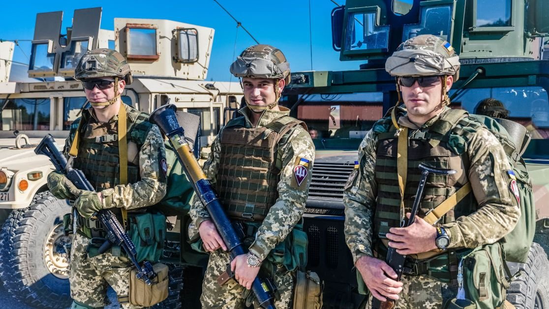 Міноборони Британії опублікувало кадри тренувань українських військових (ВІДЕО)