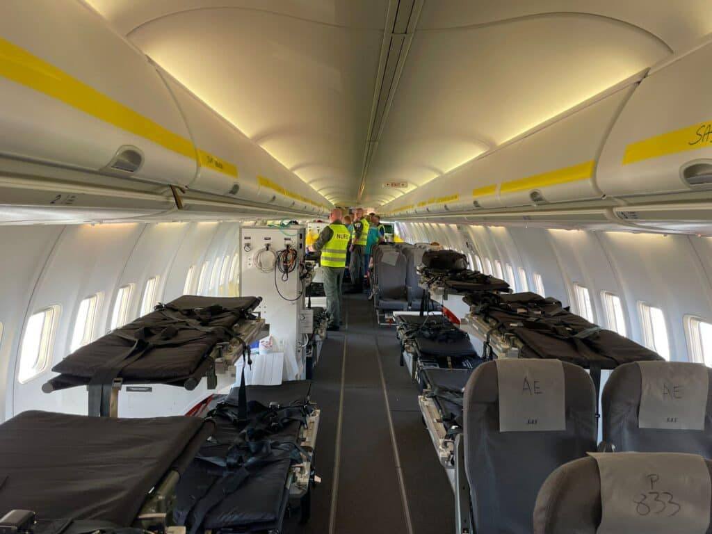Норвезька авіакомпанія SAS переобладнала пасажирський літак для перевезення поранених українців