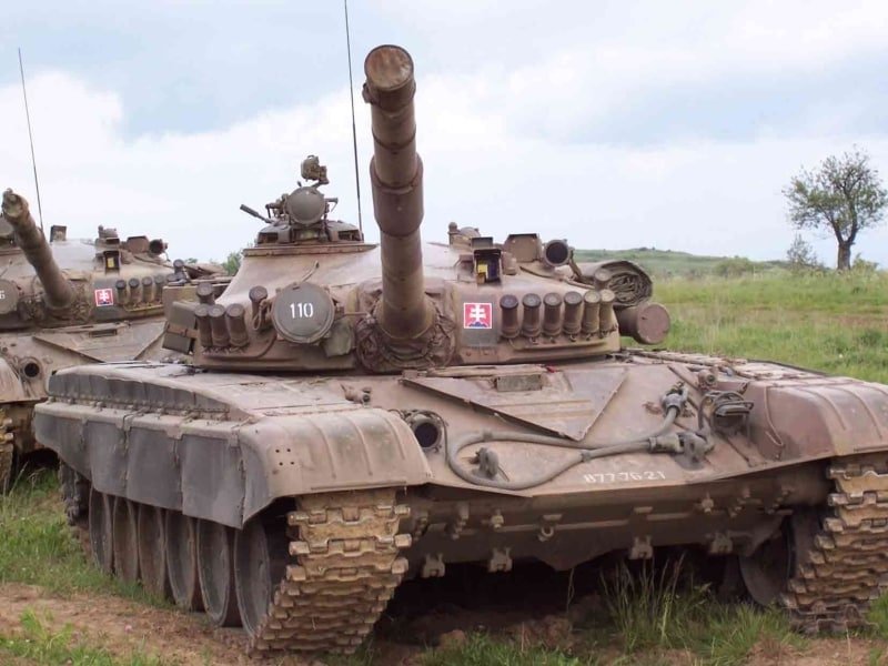 Словаччина передасть Україні 30 танків Т-72