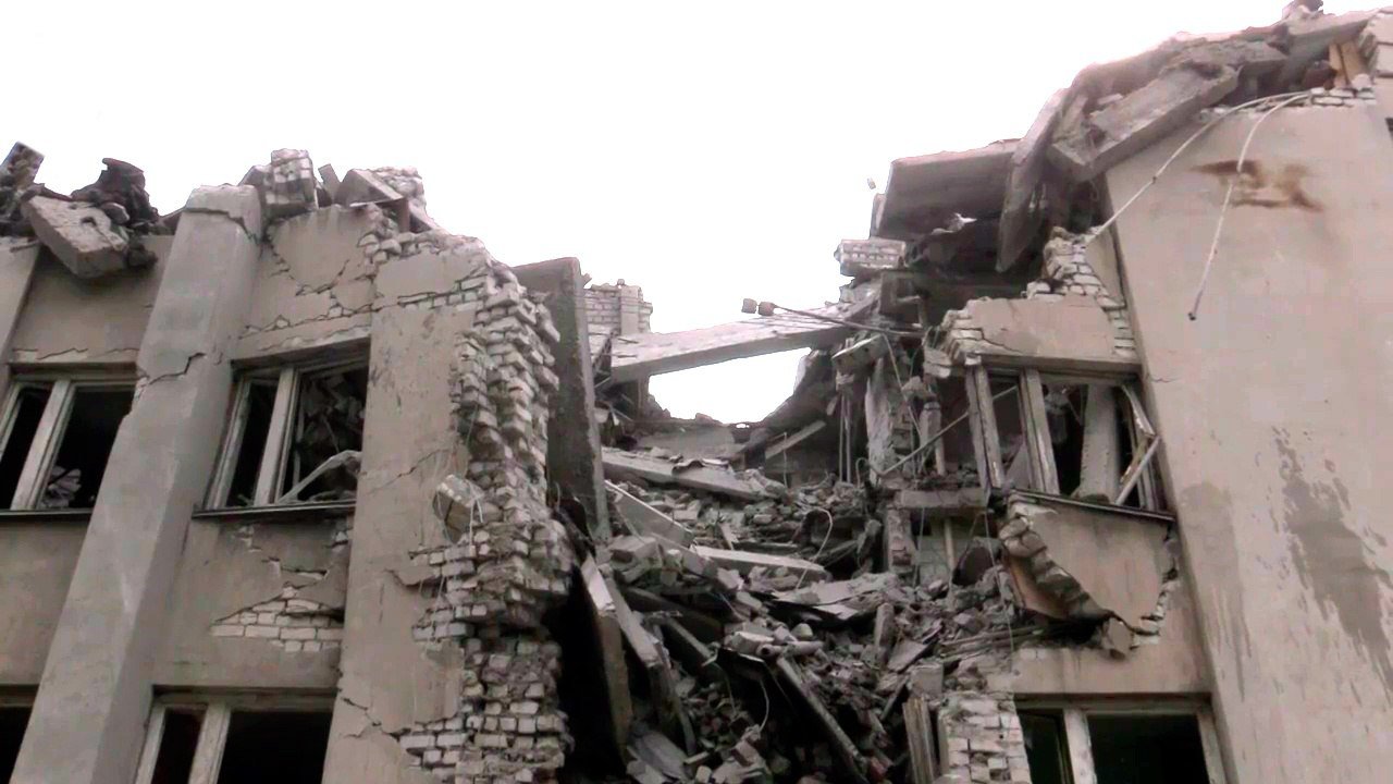 HIMARS  знищіли готель у тимчасово окупованому Стаханові разом з купою окупантів