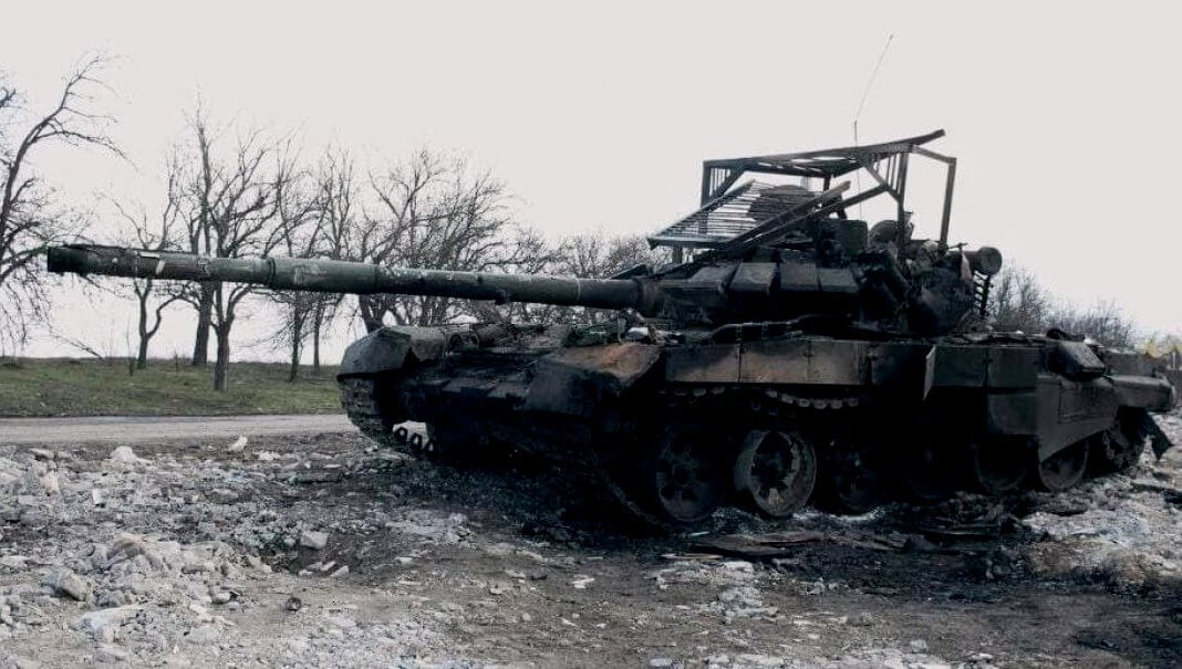 Гірські штурмовики спалили російський танк. ВІДЕО
