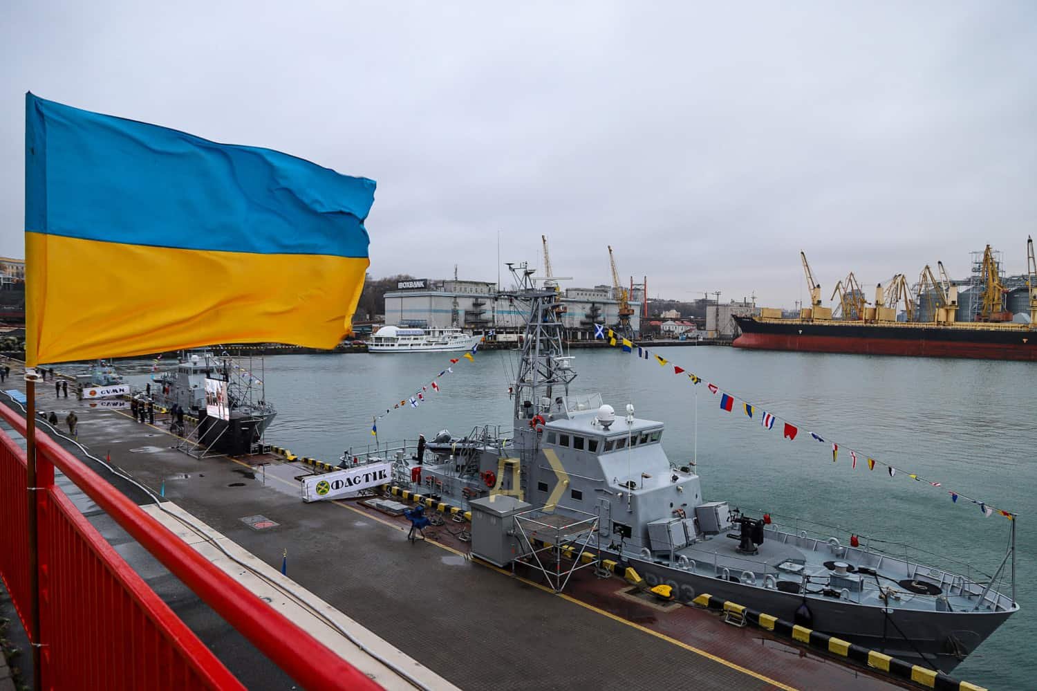Командувач ВМС ЗС України обговорив безпекову ситуацію в Чорноморському регіоні з колегами із США