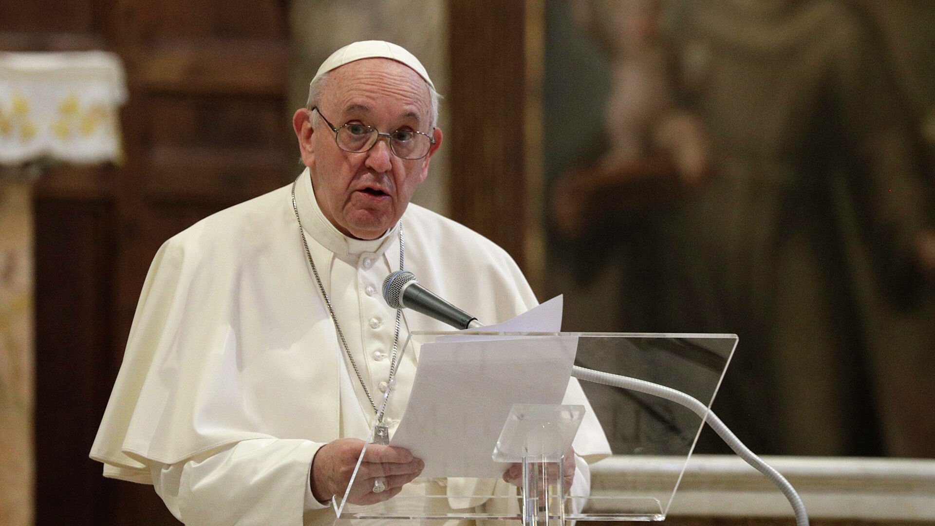 Папа Римський Франциск назвав «божевіллям» погрози путіна про використання ядерної зброї