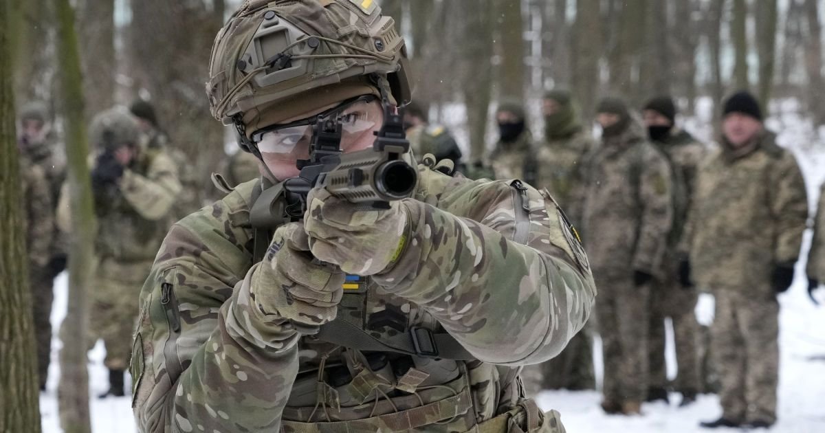 Українська армія забезпечена зимовим обмундируванням – Ганна Маляр