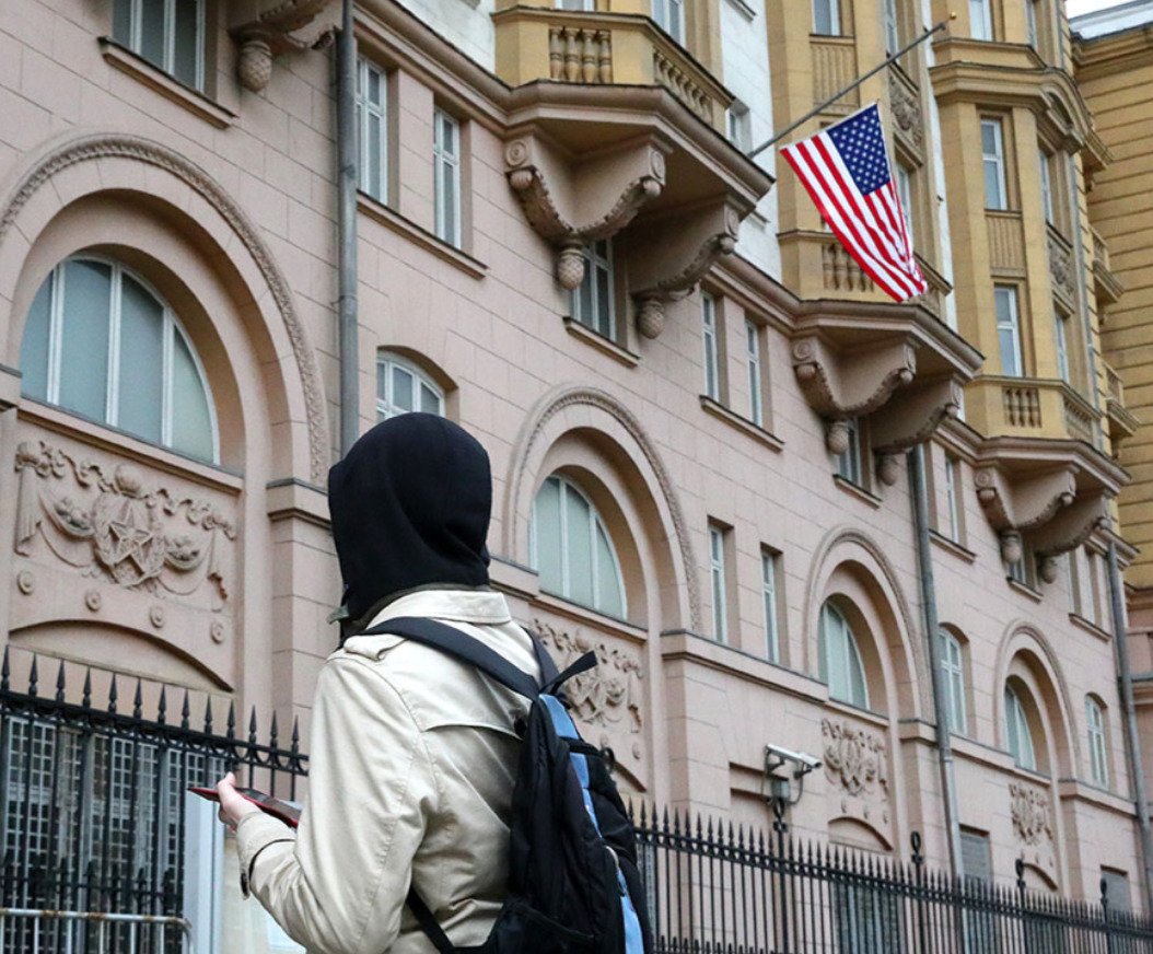 Посольство США в москві закликало своїх громадян негайно покинути територію рф