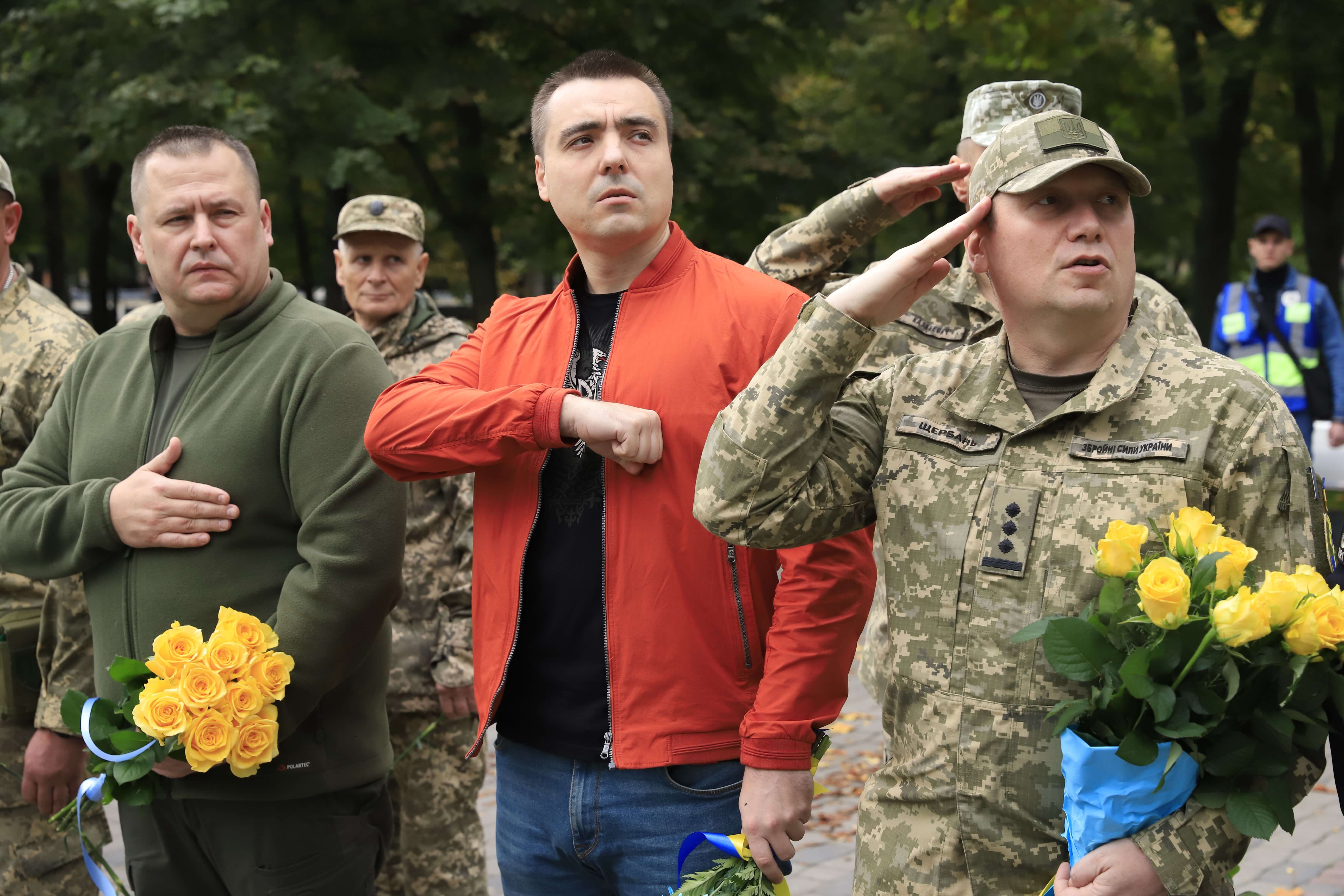 У Дніпрі в День територіальної оборони вшанували полеглих захисників України